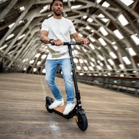 Pure Air 4 Pro Electric Elektro-Roller - 900W Leistung | 9.6Ah Batterie | 15.5mph Geschwindigkeit | 25mi Reichweite